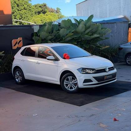VOLKSWAGEN POLO 1.0 MPI TOTAL FLEX MANUAL VOLKSWAGEN POLO 1.0 MPI TOTAL FLEX MANUAL